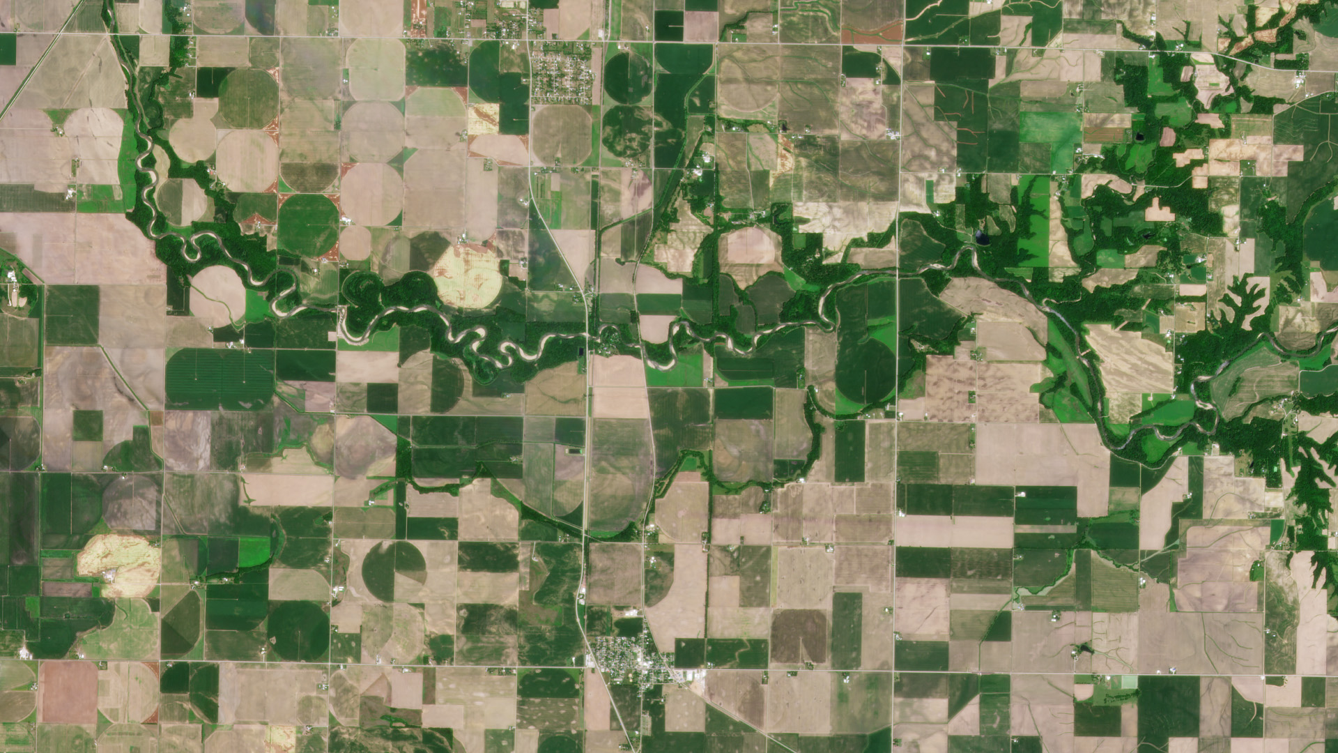Satellite map showing farmland in Tazewell County IL. Image courtesy or Planet-Labs.